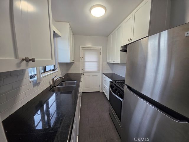 581 Levering Avenue 581, Westwood Century City, CA 90024