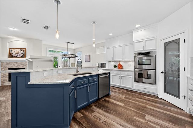 3329 Bonaire Rd, West Sacramento, CA 95691