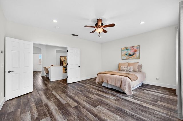 3329 Bonaire Rd, West Sacramento, CA 95691