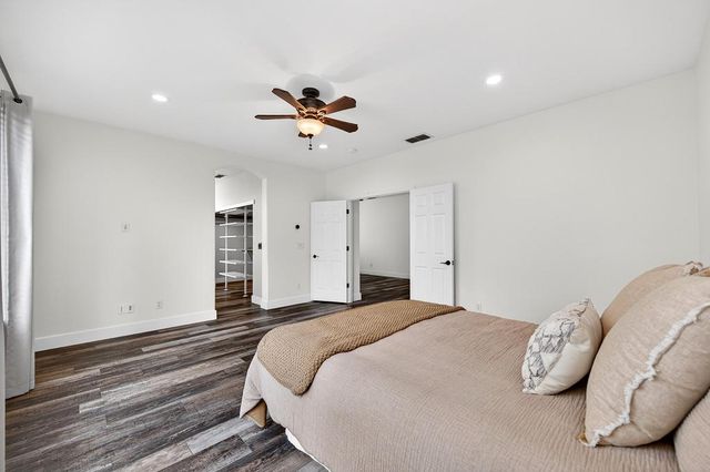 3329 Bonaire Rd, West Sacramento, CA 95691