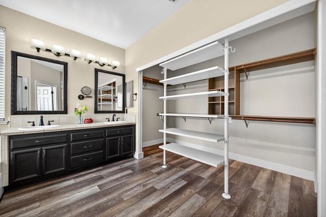 3329 Bonaire Rd, West Sacramento, CA 95691