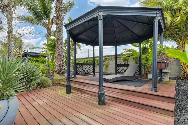 3329 Bonaire Rd, West Sacramento, CA 95691