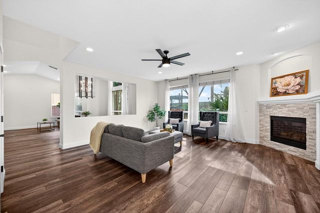 3329 Bonaire Rd, West Sacramento, CA 95691