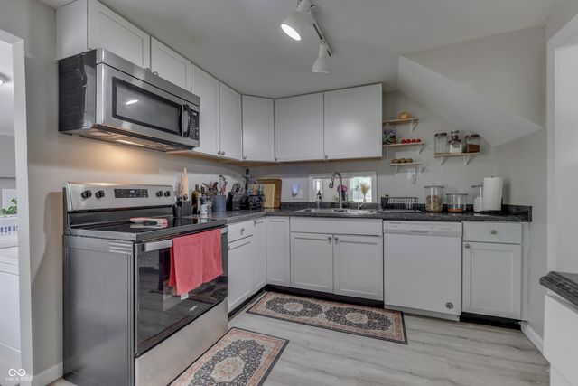 1532 E Markwood Avenue, Indianapolis, IN 46227
