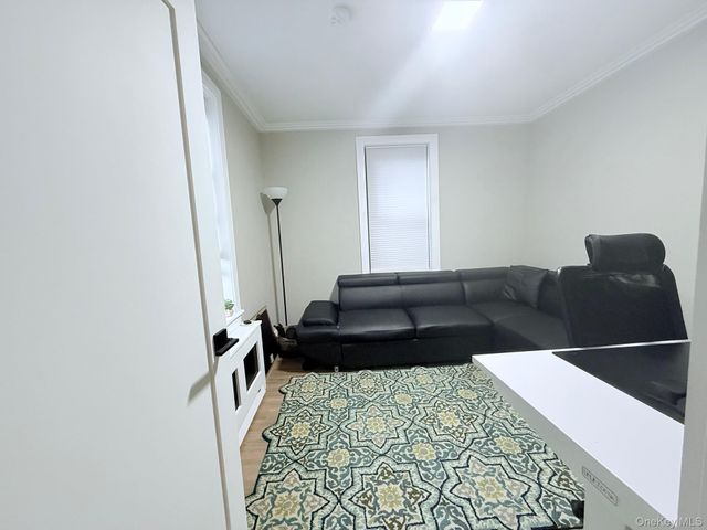 83-85 Woodhaven Boulevard 2E, Woodhaven, NY 11421
