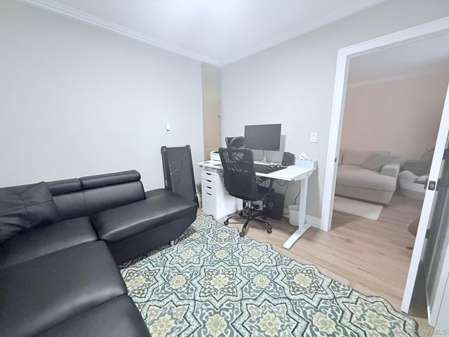 83-85 Woodhaven Boulevard 2E, Woodhaven, NY 11421