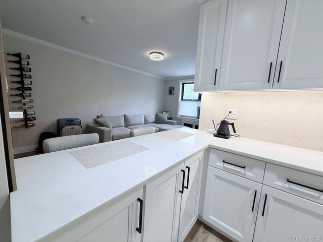83-85 Woodhaven Boulevard 2E, Woodhaven, NY 11421