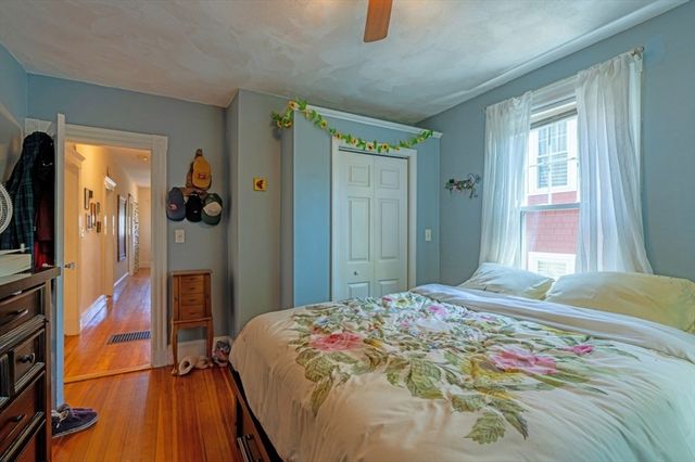 40 Tanager St, Arlington, MA 02476
