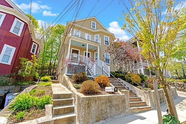 40 Tanager St, Arlington, MA 02476
