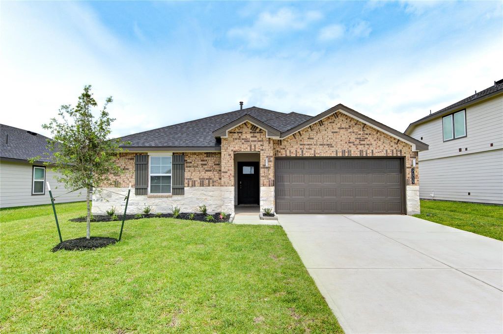 7315 Sunset Creek Drive, Rosenberg, TX 77469