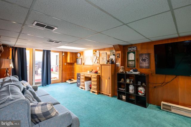 42 ADAMS ST, Reading, PA 19608