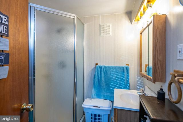 42 ADAMS ST, Reading, PA 19608