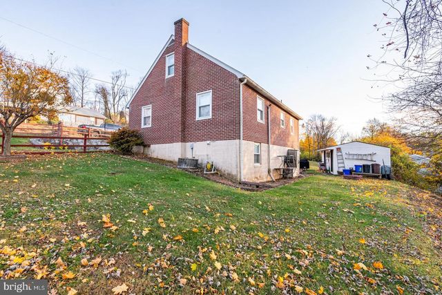 42 ADAMS ST, Reading, PA 19608