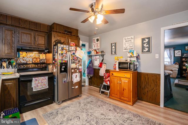 42 ADAMS ST, Reading, PA 19608