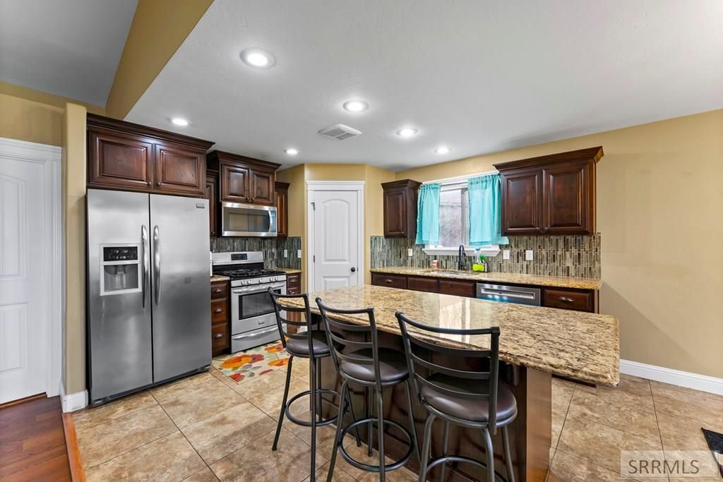 Image 4 of property listing at 6020 Bryson Lane, Idaho Falls, ID 83404