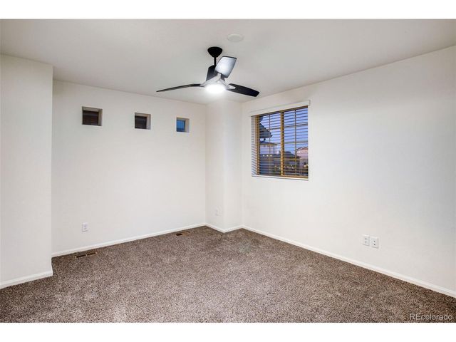 10041 Yampa Ct, Commerce City, CO 80022