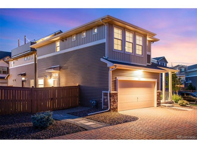 10041 Yampa Ct, Commerce City, CO 80022