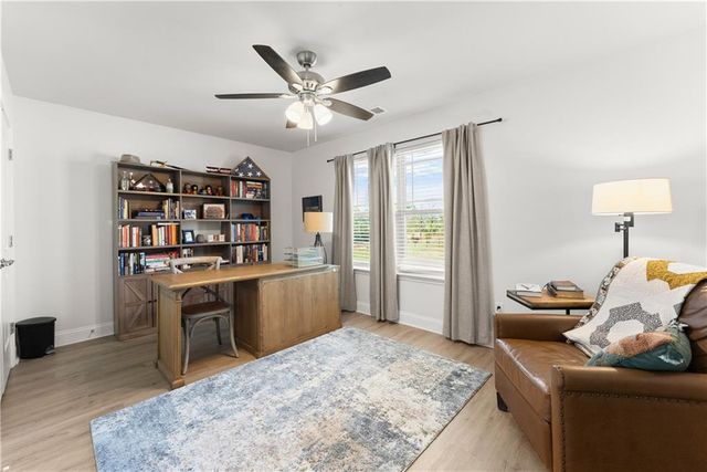6064 Creekside View Lane, Clermont, GA 30527