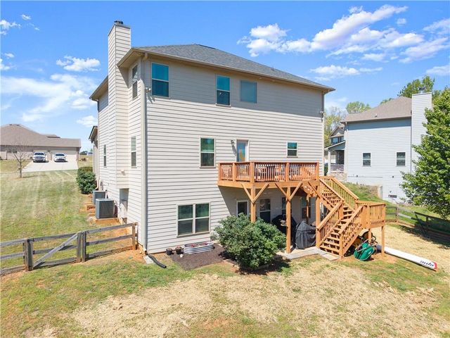 6064 Creekside View Lane, Clermont, GA 30527