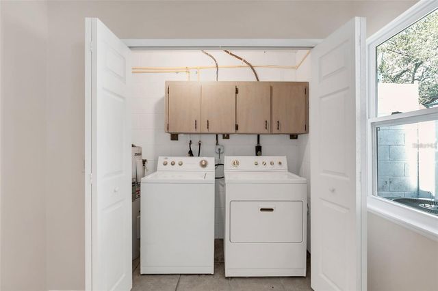 1203 HENDREN DRIVE, Orlando, FL 32807