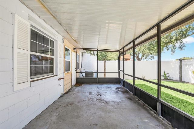 1203 HENDREN DRIVE, Orlando, FL 32807