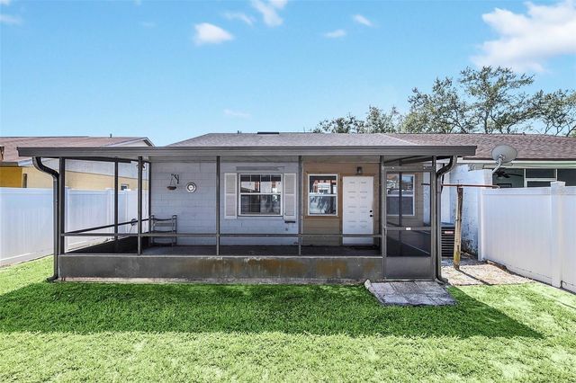 1203 HENDREN DRIVE, Orlando, FL 32807