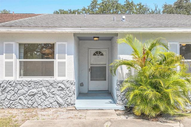 1203 HENDREN DRIVE, Orlando, FL 32807