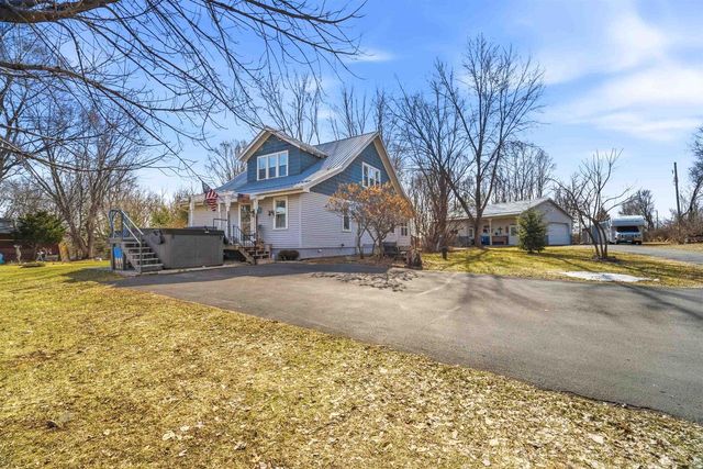 N3512 COUNTY ROAD D, New London, WI 54961