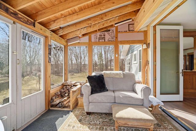 N3512 COUNTY ROAD D, New London, WI 54961