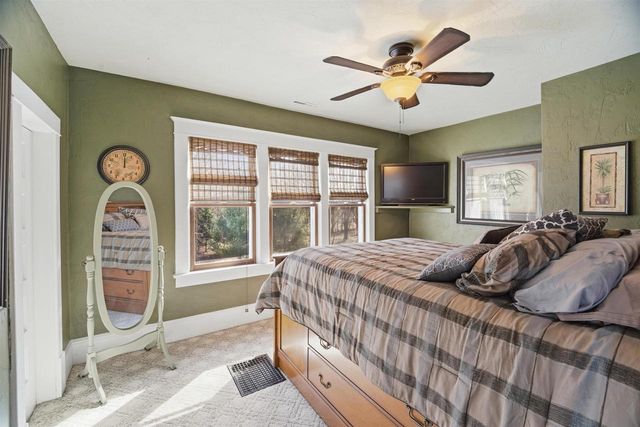 N3512 COUNTY ROAD D, New London, WI 54961