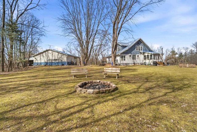 N3512 COUNTY ROAD D, New London, WI 54961