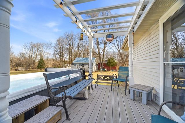 N3512 COUNTY ROAD D, New London, WI 54961