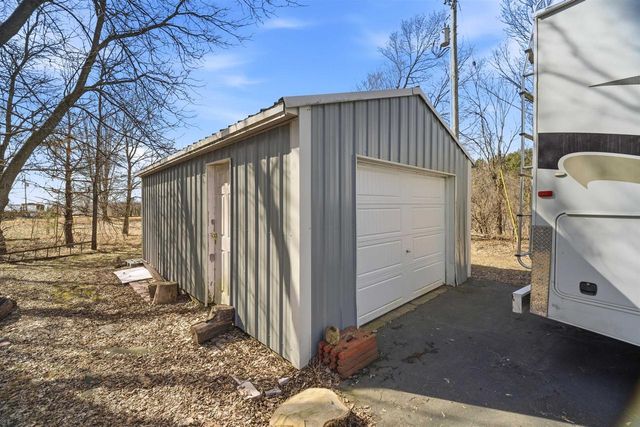 N3512 COUNTY ROAD D, New London, WI 54961