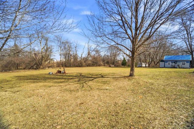 N3512 COUNTY ROAD D, New London, WI 54961
