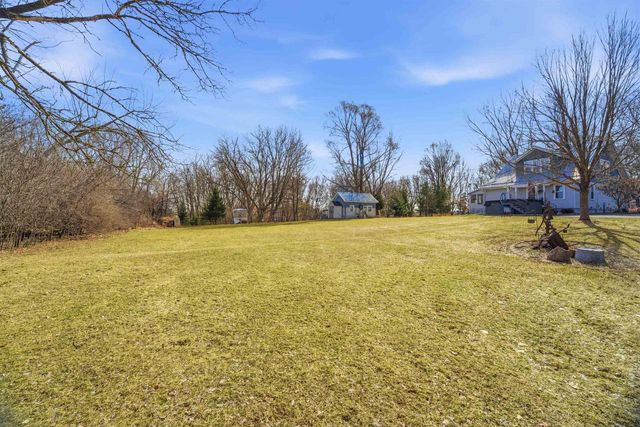 N3512 COUNTY ROAD D, New London, WI 54961