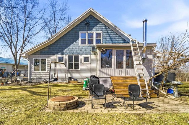 N3512 COUNTY ROAD D, New London, WI 54961