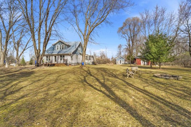 N3512 COUNTY ROAD D, New London, WI 54961