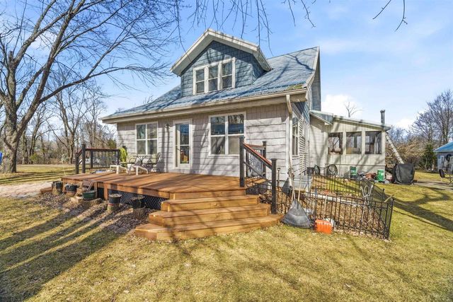 N3512 COUNTY ROAD D, New London, WI 54961