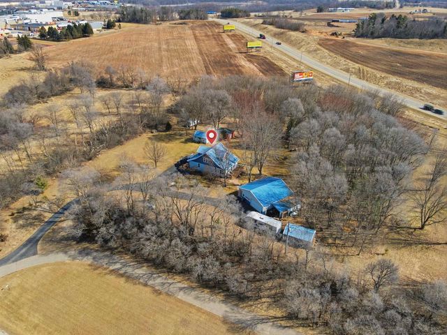 N3512 COUNTY ROAD D, New London, WI 54961