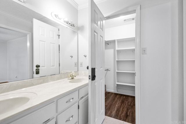 20511 Hardy Dr, Little Rock, AR 72206