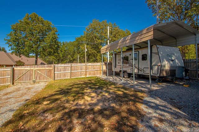 20511 Hardy Dr, Little Rock, AR 72206