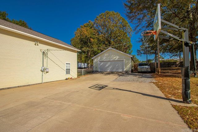 20511 Hardy Dr, Little Rock, AR 72206