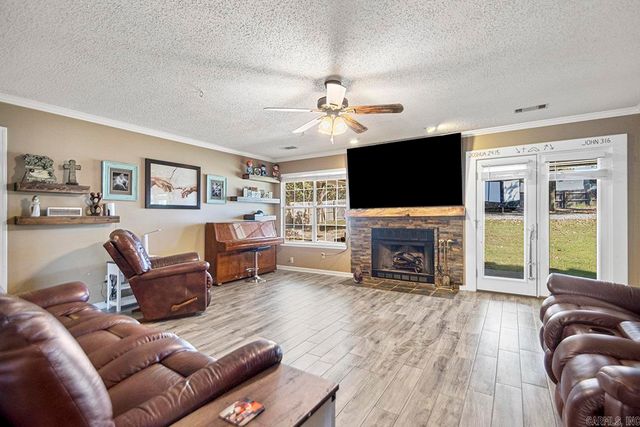 20511 Hardy Dr, Little Rock, AR 72206