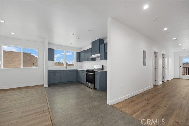 759 E 25th, Los Angeles, CA 90011