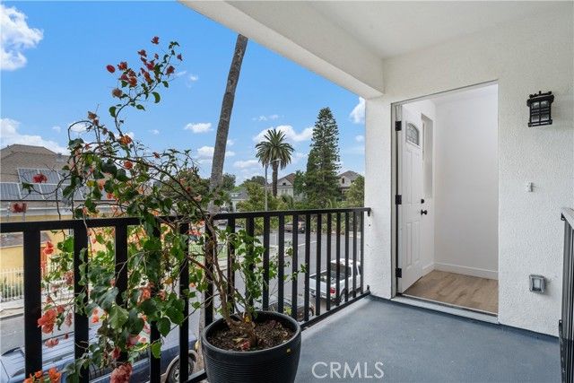 759 E 25th, Los Angeles, CA 90011