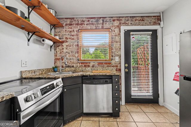 561 Formwalt Street SW 10, Atlanta, GA 30312