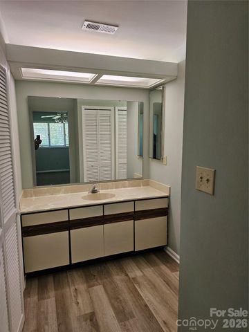 1831 J Julian Lane, Charlotte, NC 28208