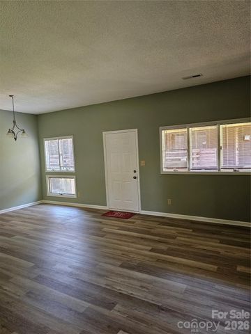 1831 J Julian Lane, Charlotte, NC 28208