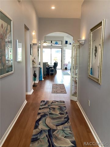 84 W Doerr Path, Hernando, FL 34442