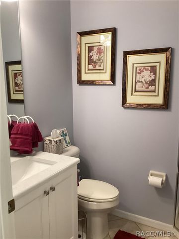84 W Doerr Path, Hernando, FL 34442